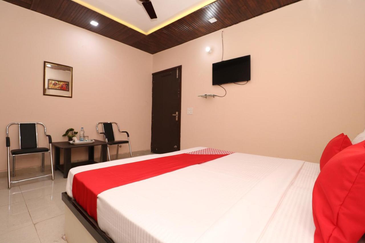 Oyo 28338 New Life Hotel Banur Ngoại thất bức ảnh