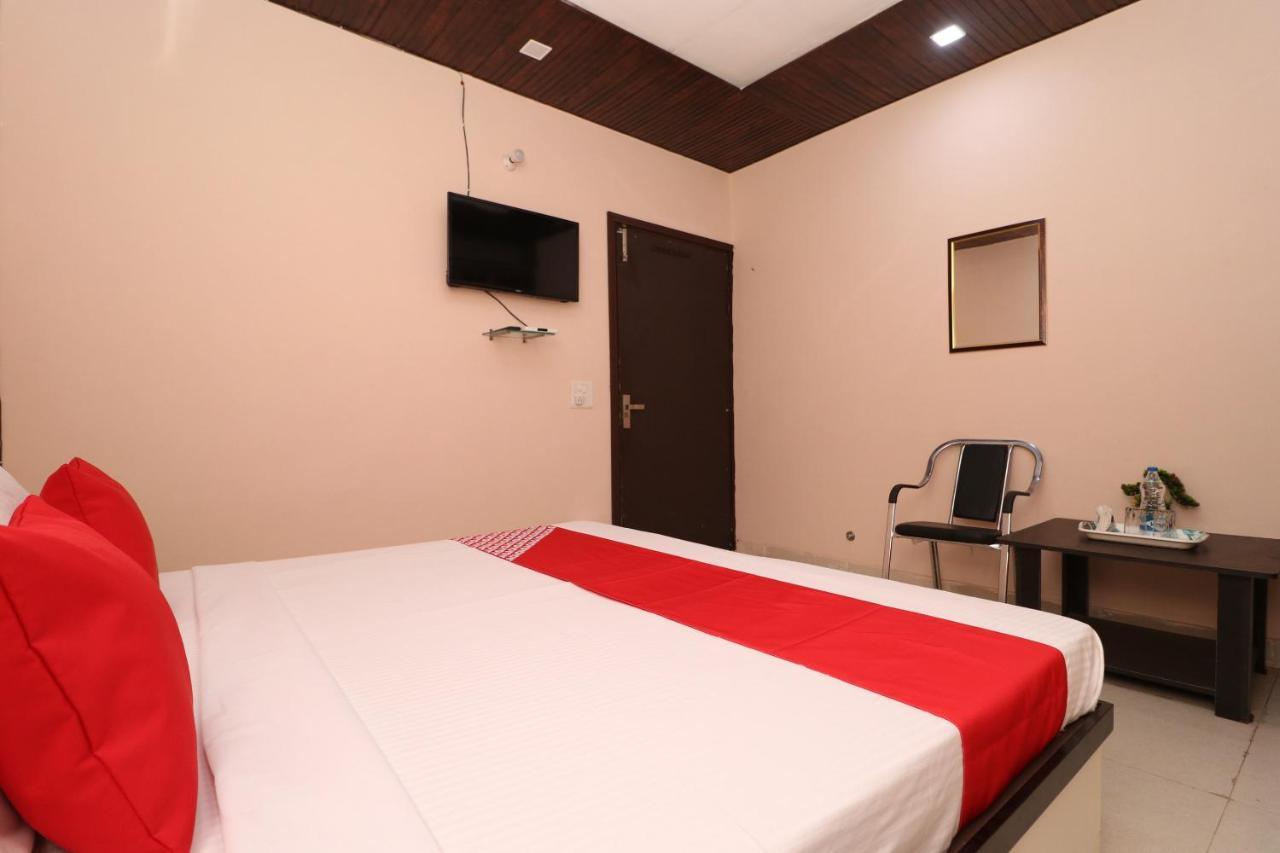 Oyo 28338 New Life Hotel Banur Ngoại thất bức ảnh