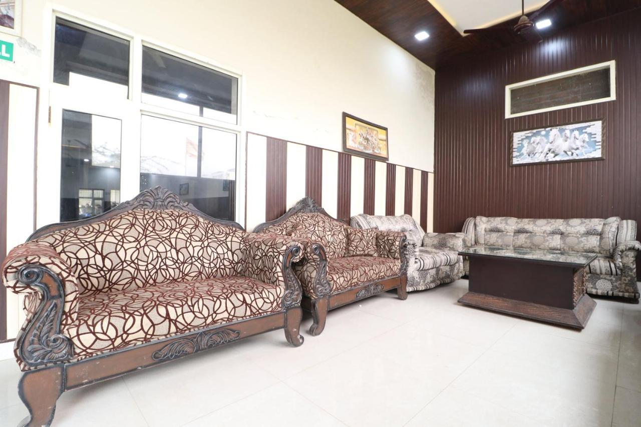 Oyo 28338 New Life Hotel Banur Ngoại thất bức ảnh